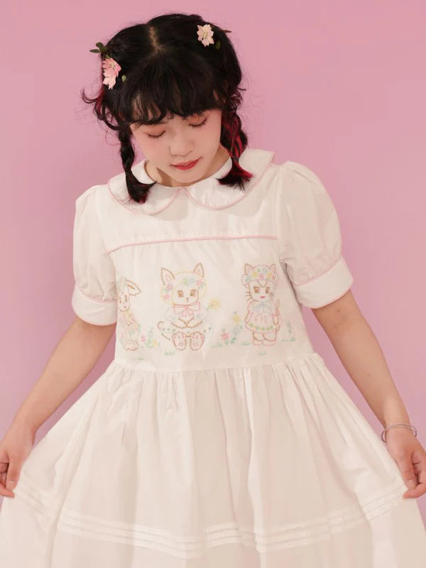 Vintage Animal Embroidery Hand Doll Collar Dress