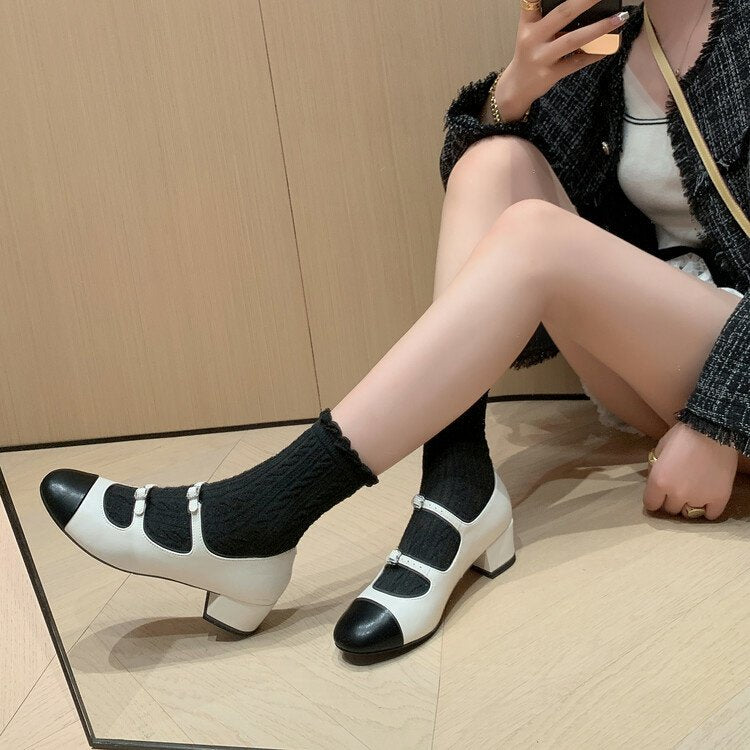 This is the ultimate Chanel style! French vintage double diamond buckle Mary Jane shoes, genuine leather patchwork shallow mouth thick mid-heel single shoes for women.