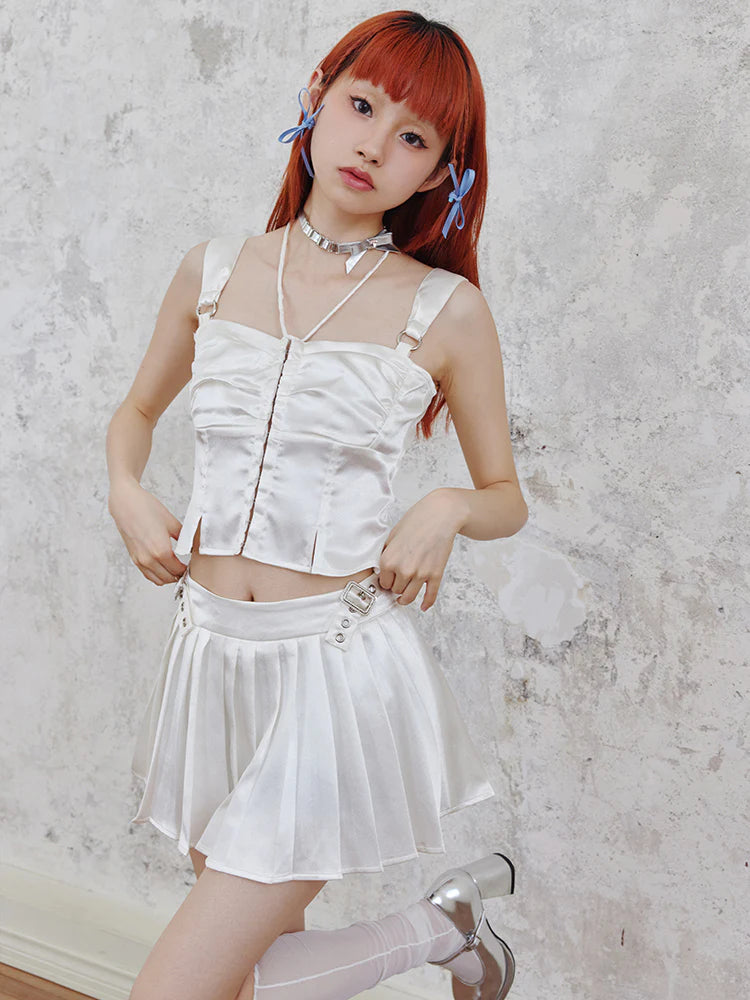 Shiny Suspender Top & Low Waist Pleated Skirt- Outfit Inspo