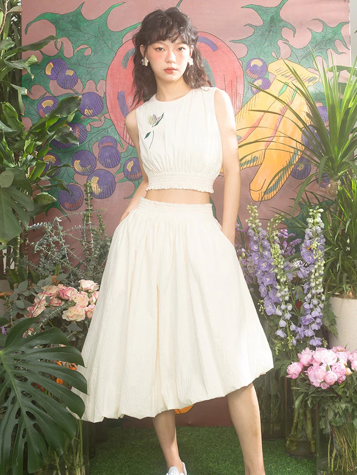 Tulip Embroidery Curved Hem Vest & Bud Skirt- Outfit Inspo