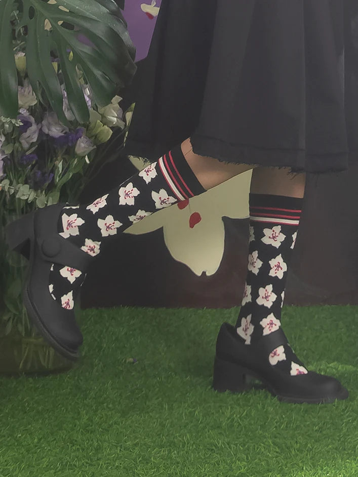 Sakura Jacquard Socks- Outfits Aesthetic