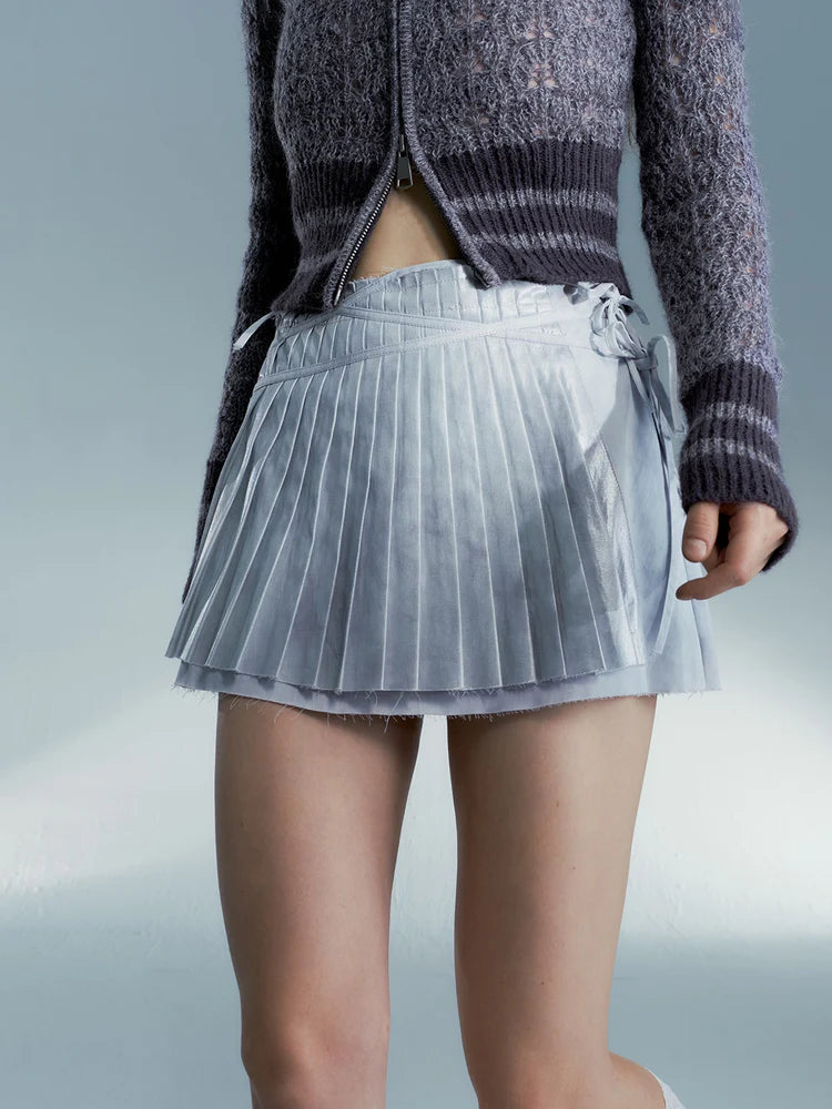 Asymmetrical Niche Design Pleated Skirt- Outfit Ideas