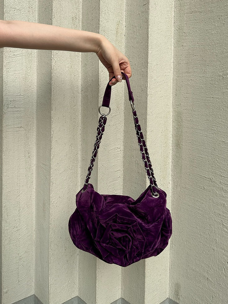 Rose Velvet Chain Bag - Simple Outfits