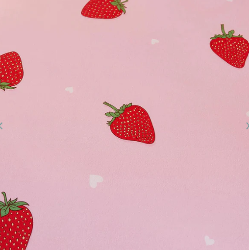 Kawaii Strawberry Zigzag Bedding Set