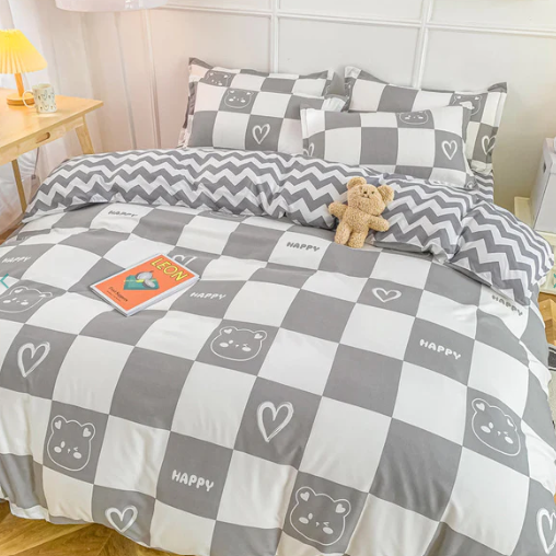 Gray Bear Checkered Bedding Set