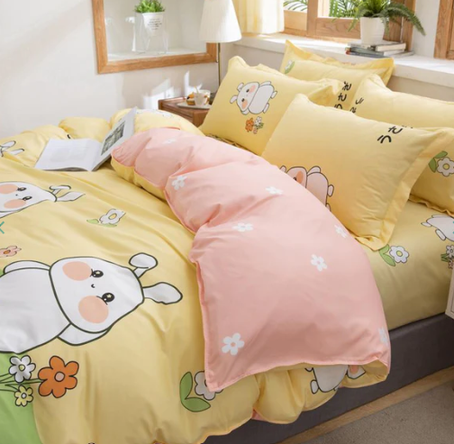 Plumpy Cute Rabbit Bedding Set