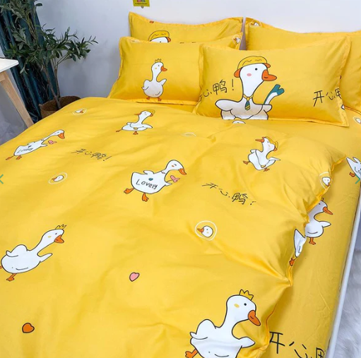 Sora the Swan Yellow Bedding Set