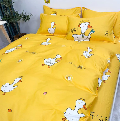 Sora the Swan Yellow Bedding Set