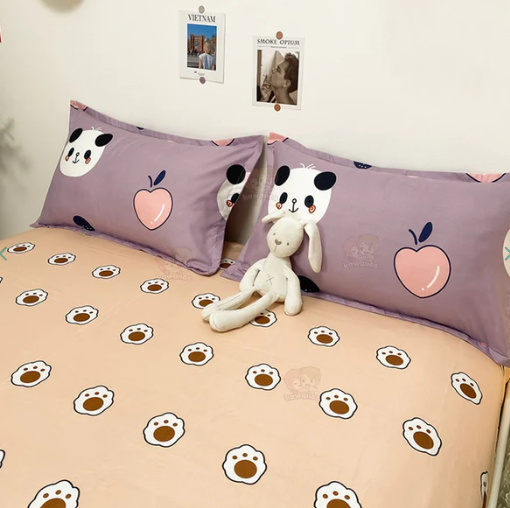 Millions of Panda Paw Prints Bedding Set