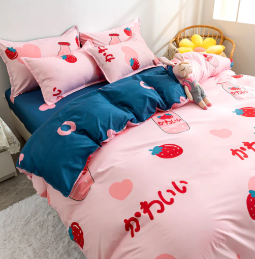 Japanese Strawberry Hearts Pink Cream Bedding Set