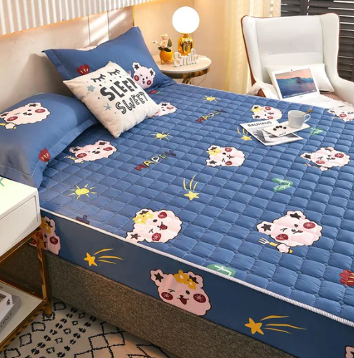 Blue Kawaii Bear Quilted Fitted Bedsheet