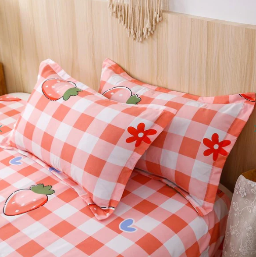 Strawberry Girl Bedding Sets