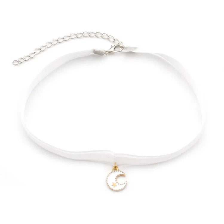 [Clearance] Lolita Crescent Moon Velvet Choker