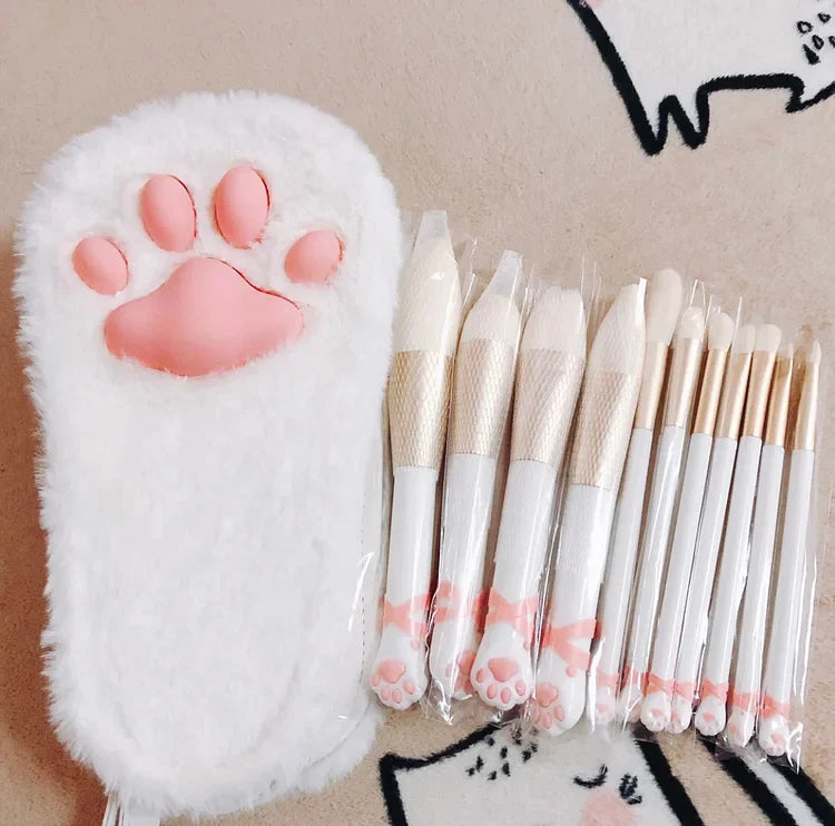 Kawaii Cat Paw Fluffy Makeup Brush