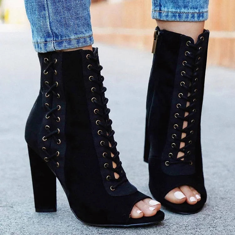 Black Gothic Laced High Heels Boots