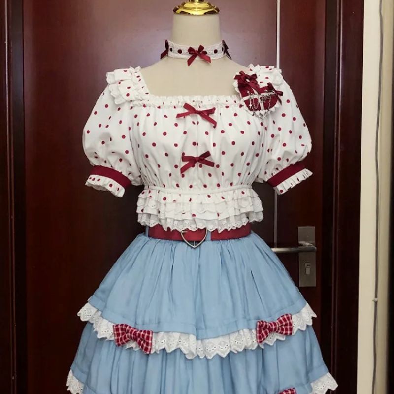 Bowl Cake Short Puff Sleeves Polka Dot Top / Tiered Flounce Mini Skirt Set