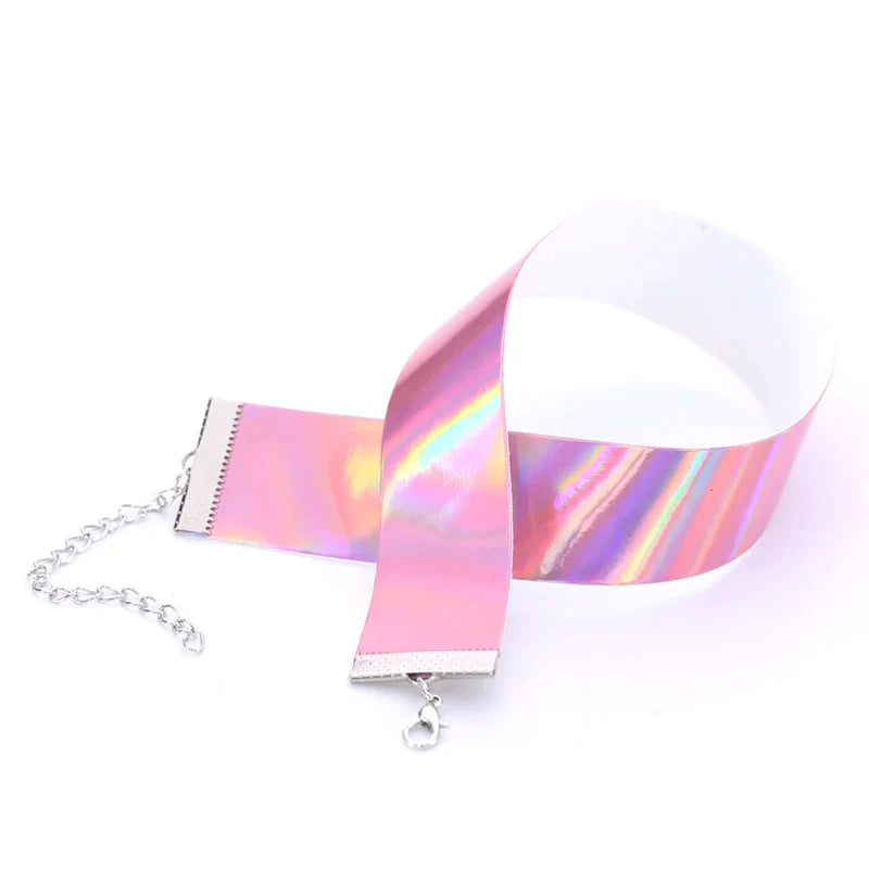 Holographic Chokers