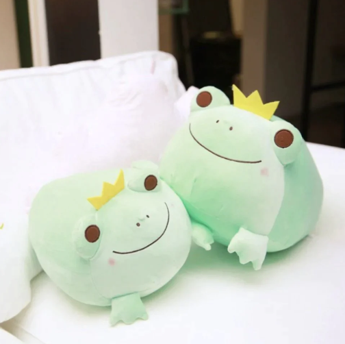 Kawaii Royal Frogs Plushies