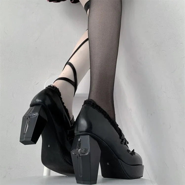 Skull Hands -Twilight Invitation- Gothic Lolita Shoes