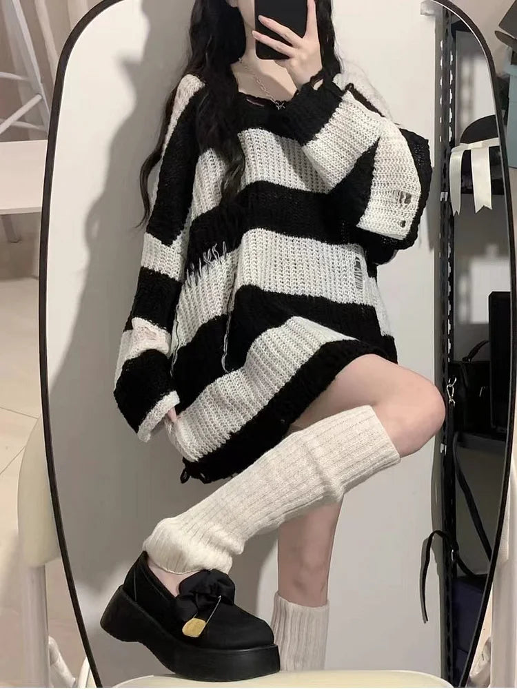 Grunge egirl Style Black Pink Stripes Fashion Sweater